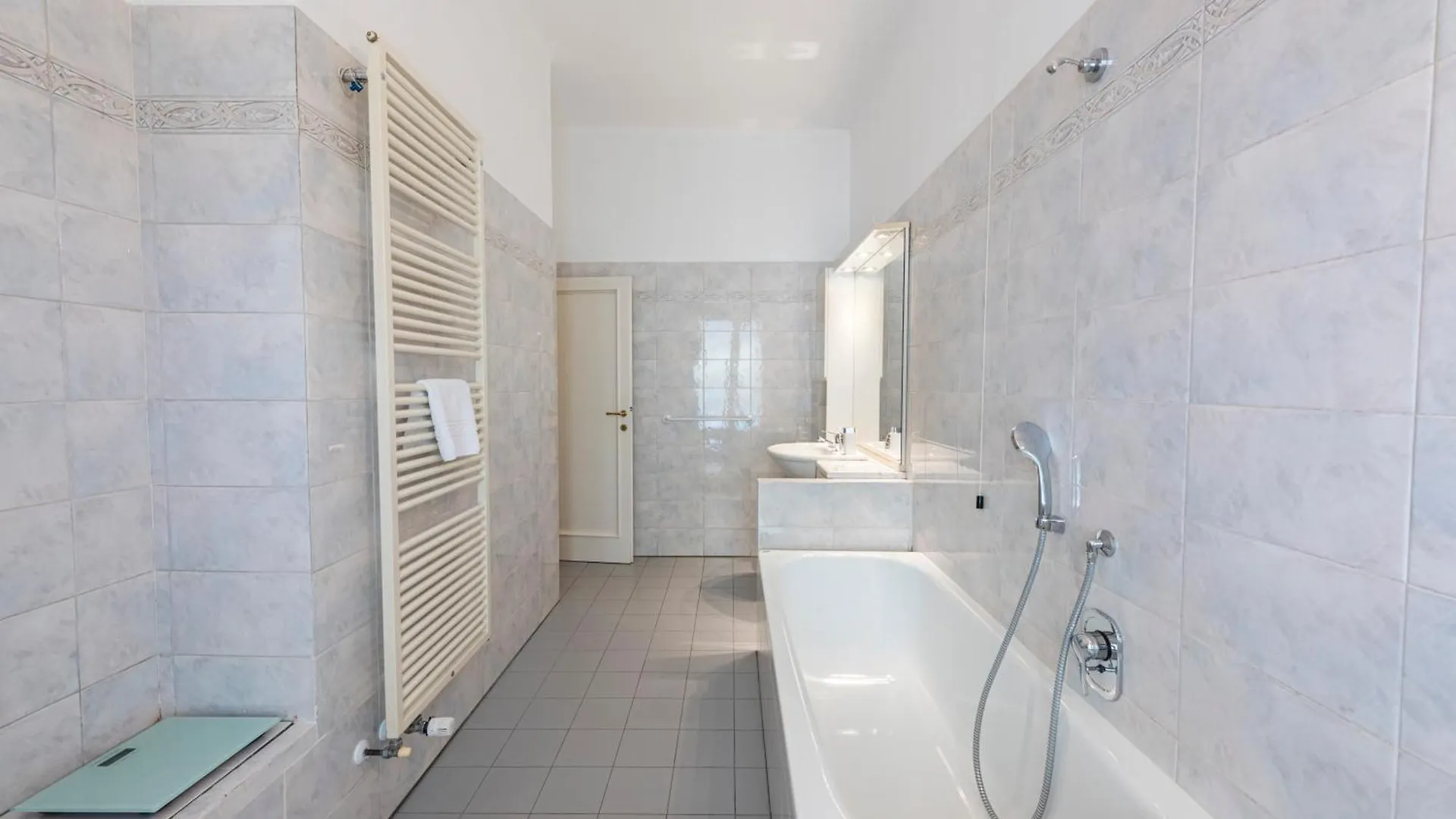 Verrazzano Bridge Apartment Florence