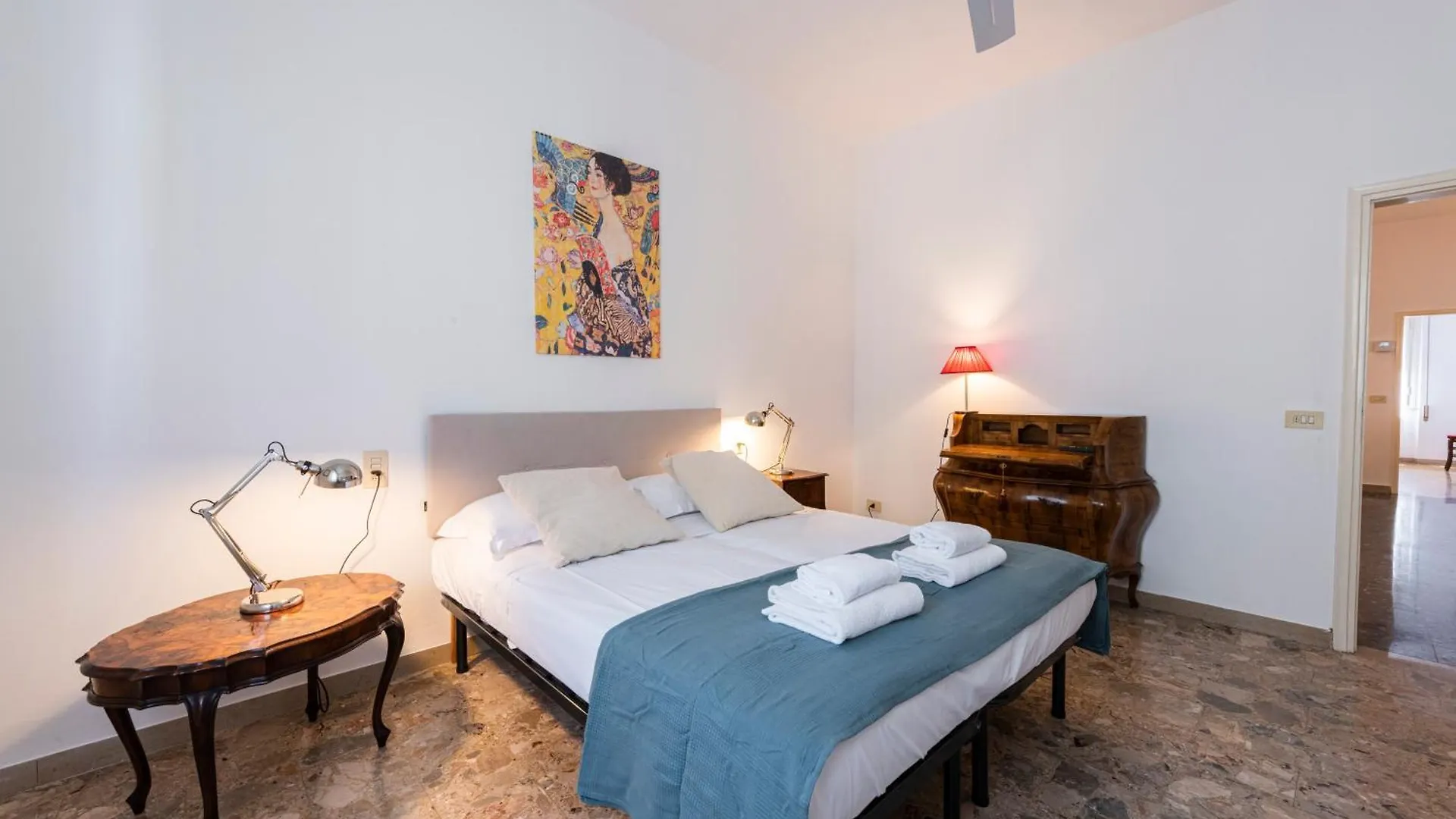 Verrazzano Bridge Apartment Florence