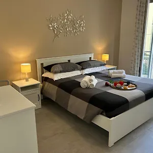 Apartment Casa Di Giotto- Firenze- Spaziosa- Vicina Al Centro, Florence